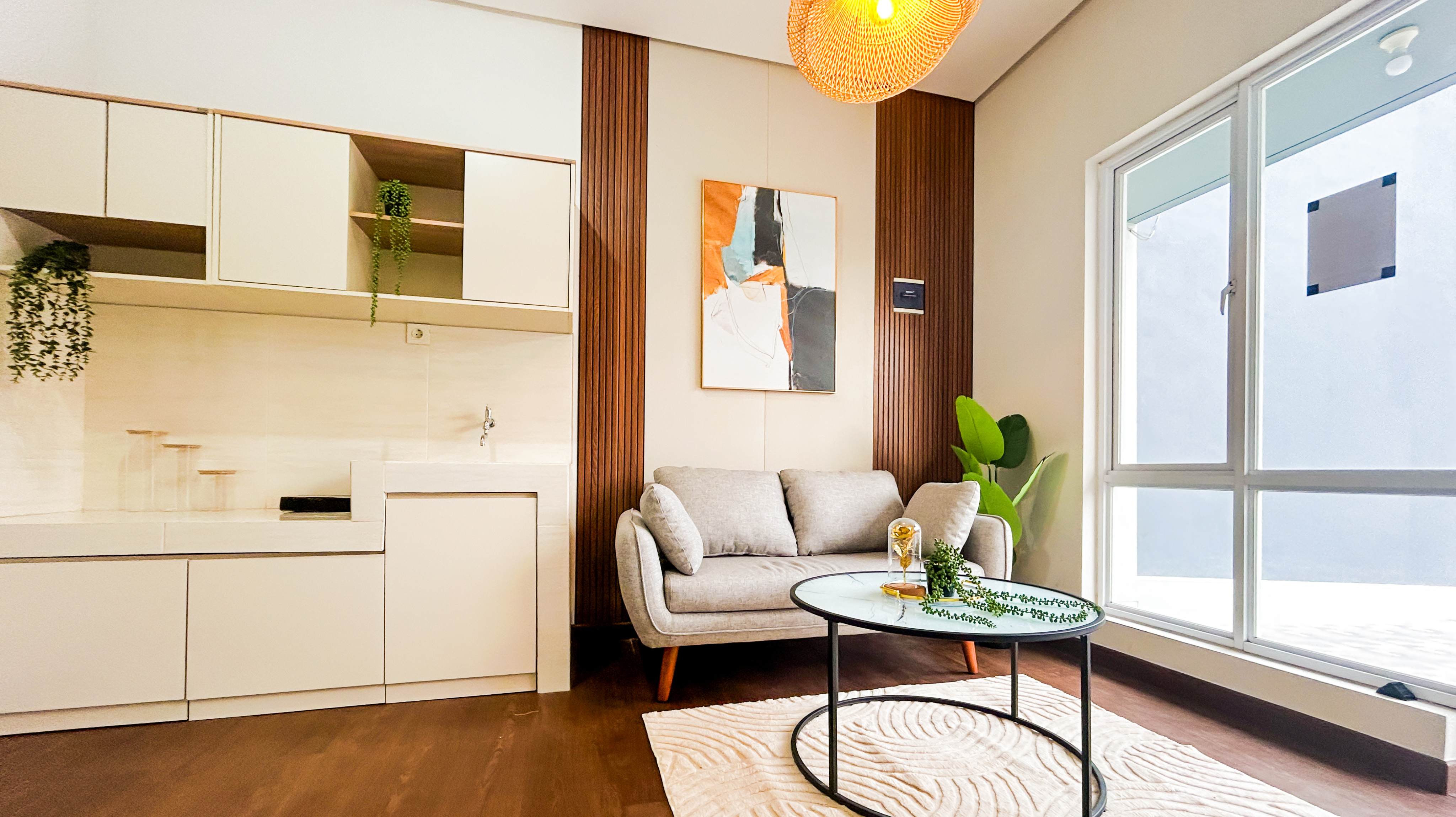 [J11/50] Unit Mewah Full Furnished & Baru Direnovasi: Bawa Koper, Langsung Huni!